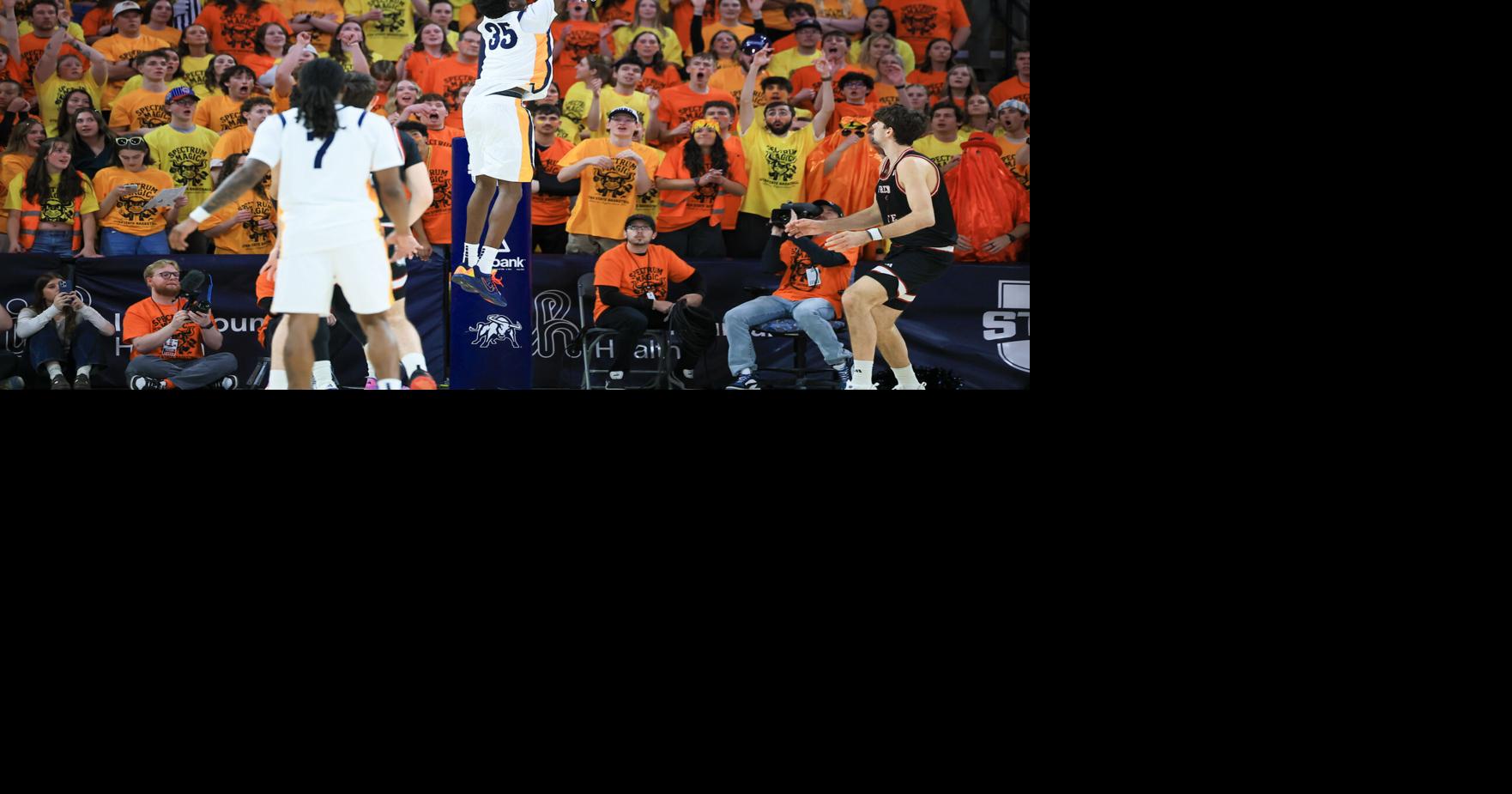 Bench play, 3-point shooting lifts Utah State over Fresno State