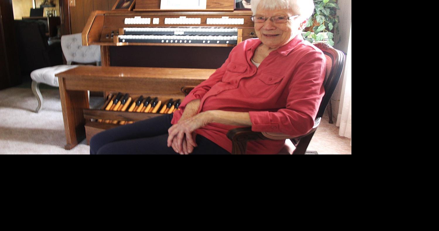 94 year old woman excited to see the Smithfield temple finished News