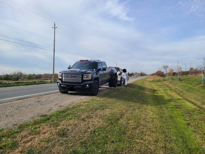 Brampton tow truck driver clocked going almost double speed limit in ...