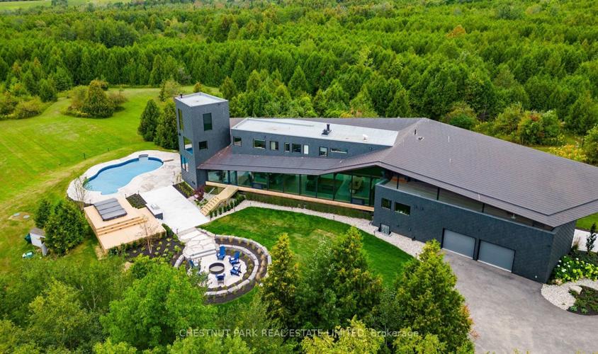 ‘MASTERPIECE’ Massive Caledon home hits market for 13.5M