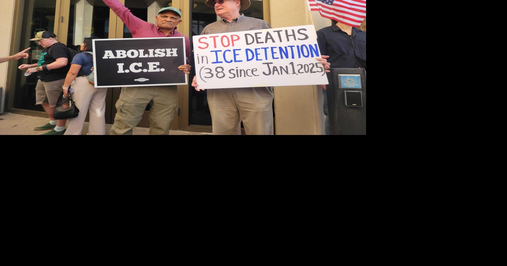 Protests disrupt Phoenix City Council ICE study session | Arizona ...