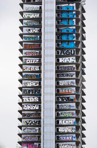 The abandoned one-billion-dollar Oceanwide Plaza Towers - Capital & Main