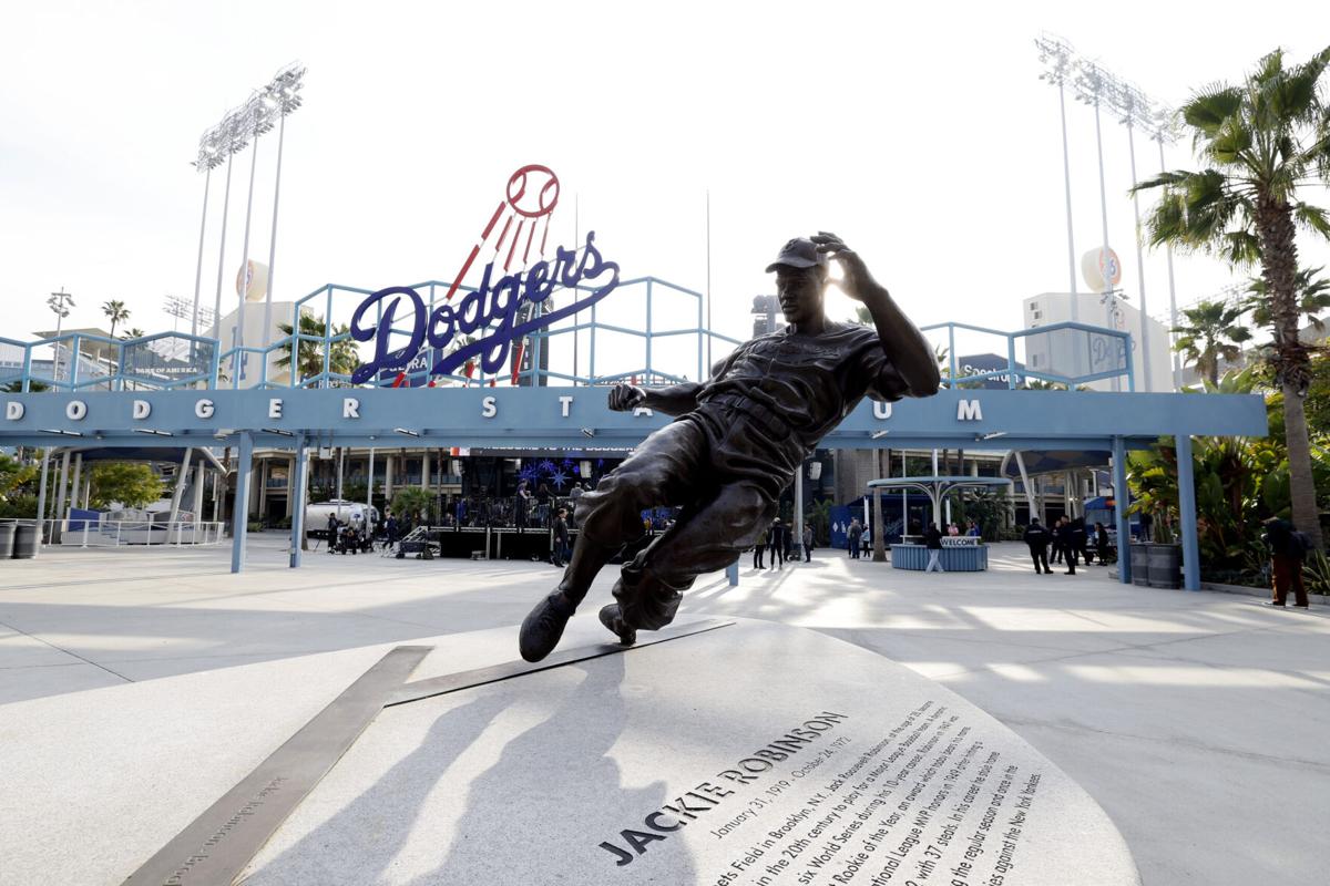 Jackie Robinson would be outraged' on the Dodgers' visit with Donald Trump,  author says | Sports | calonews.com, image size:1200x800