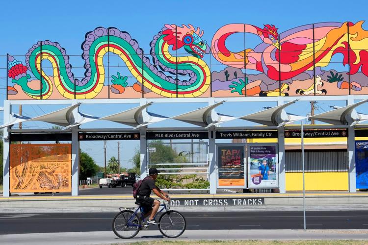 latinos phoenix