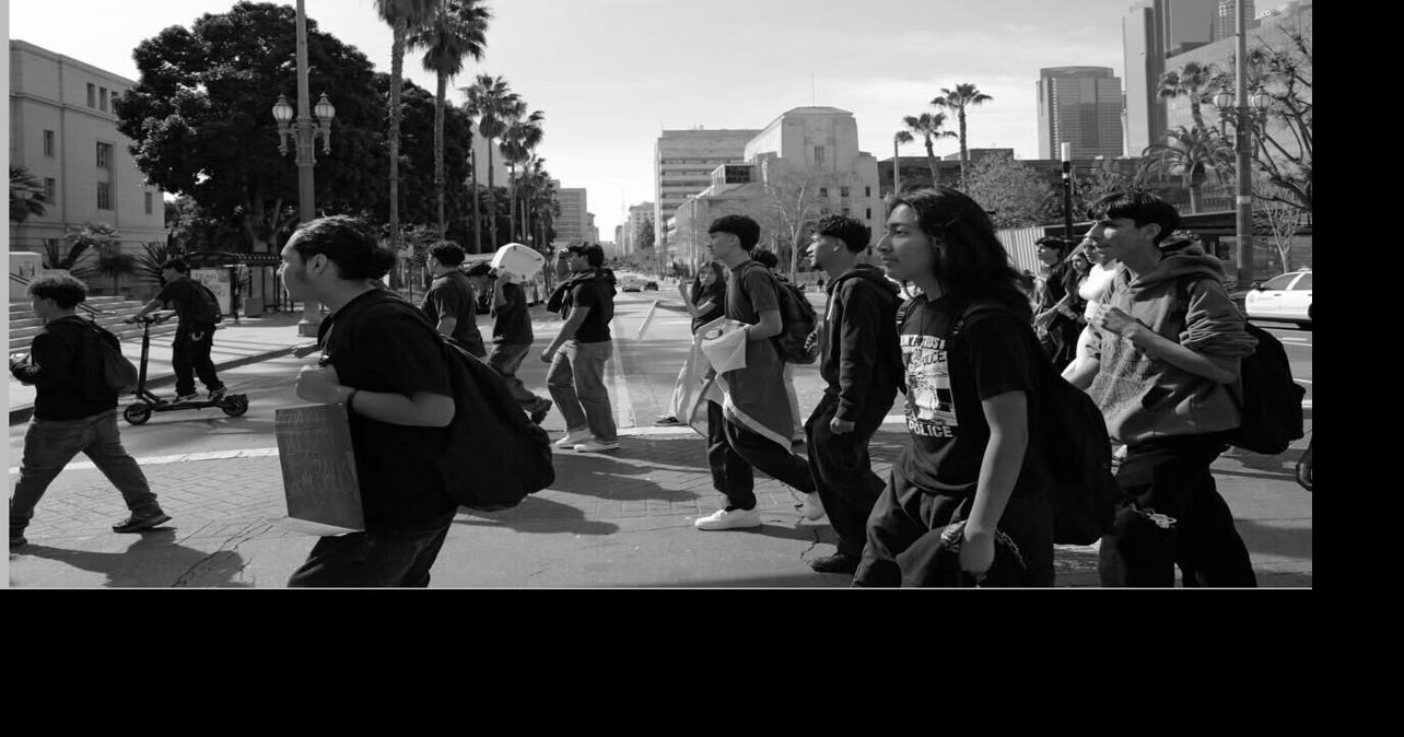 Los Angeles High School teacher fired for protecting his students ...