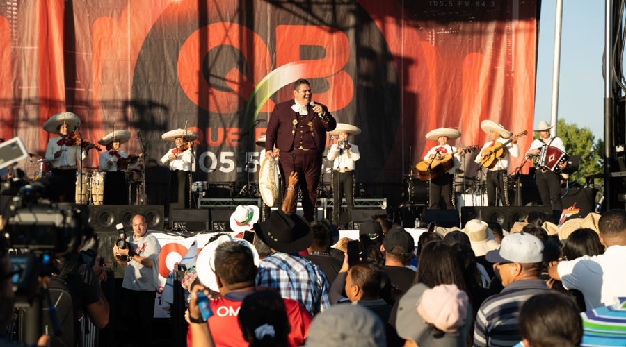 Julian Torres photo 2