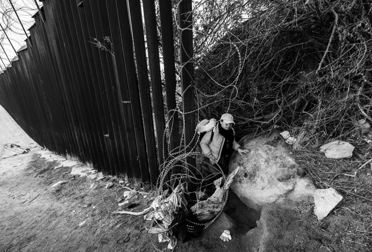 California. Mexican Officials Attempt to Thwart Illegal Immgration Crossing in to USA - Capital & Main