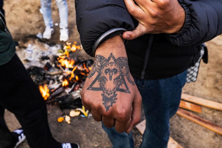 California. Mexican Officials Attempt to Thwart Illegal Immgration Crossing in to USA - Capital & Main