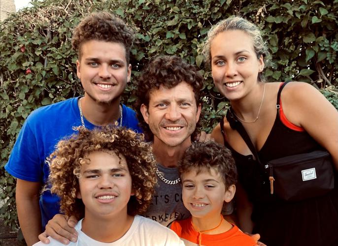 Elvis Zornoza and his family.jpg