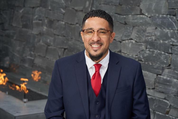 CHRISTIAN GREEN CALO NEWS 5:22