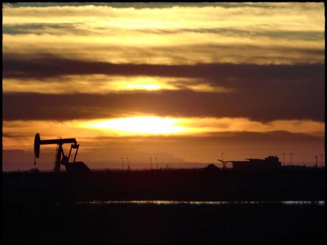 sunset-1704171_960_720 calo main pixabay