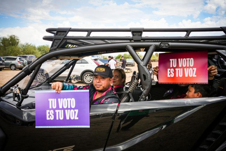 poder latinx caravan 7