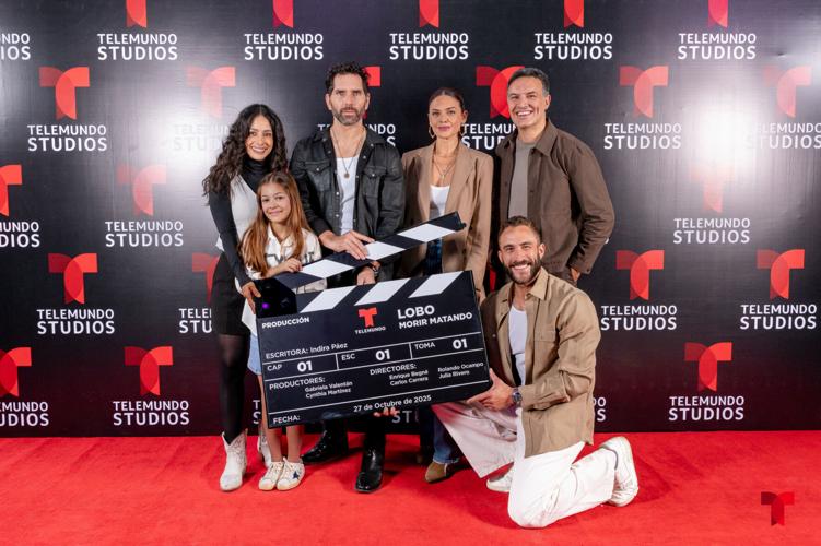 Cast_Lobo Table Read_Telemundo 2 (1).jpg