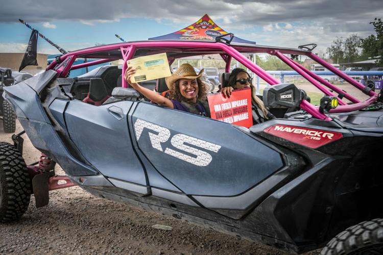 poder latinx caravan