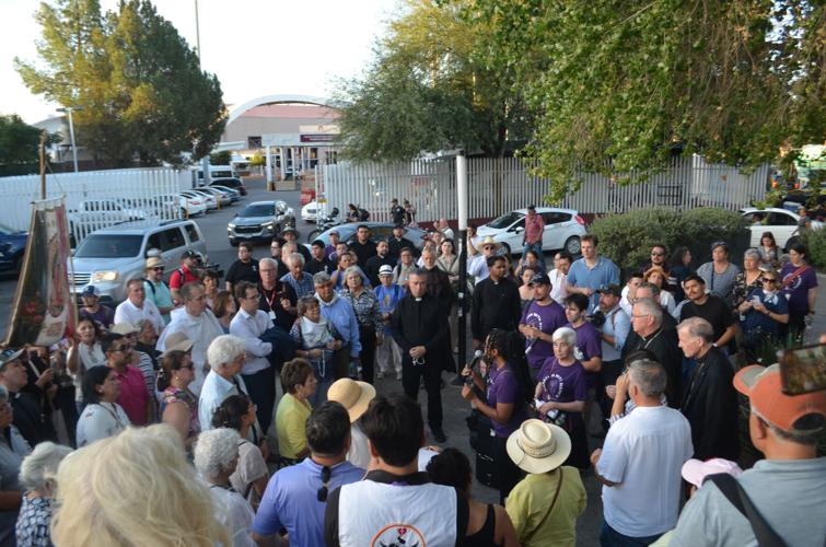migrant procession