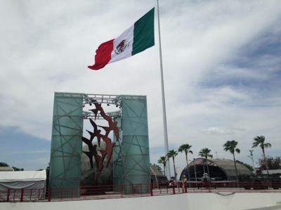 MexicoBorderJPG