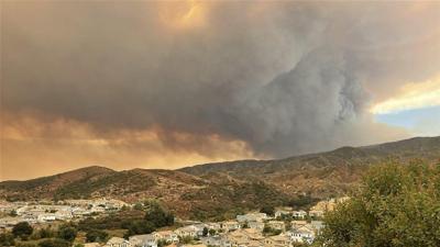 El humo de los incendios forestales puede afectar el aire dentro de su hogar: aquí le explicamos cómo protegerlo