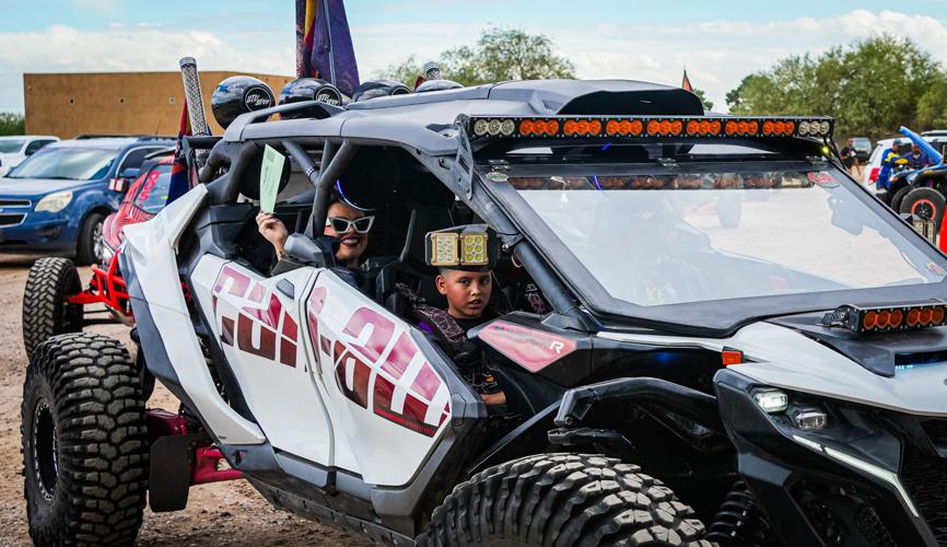 poder latinx caravan 2