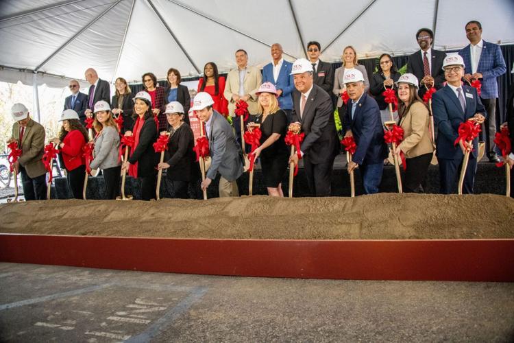 Photo1_-Autodesk-and-CSUN-leaders-and-elected-officials-break-ground
