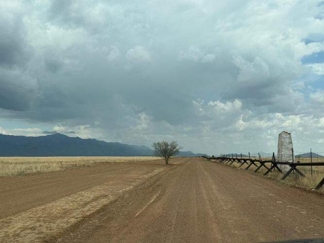 new border wall arizona