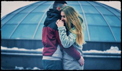 couple_hugging_love_couple(1) free images