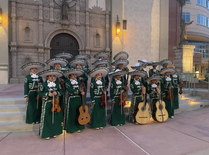 Herencia Mariachi 8.jpg