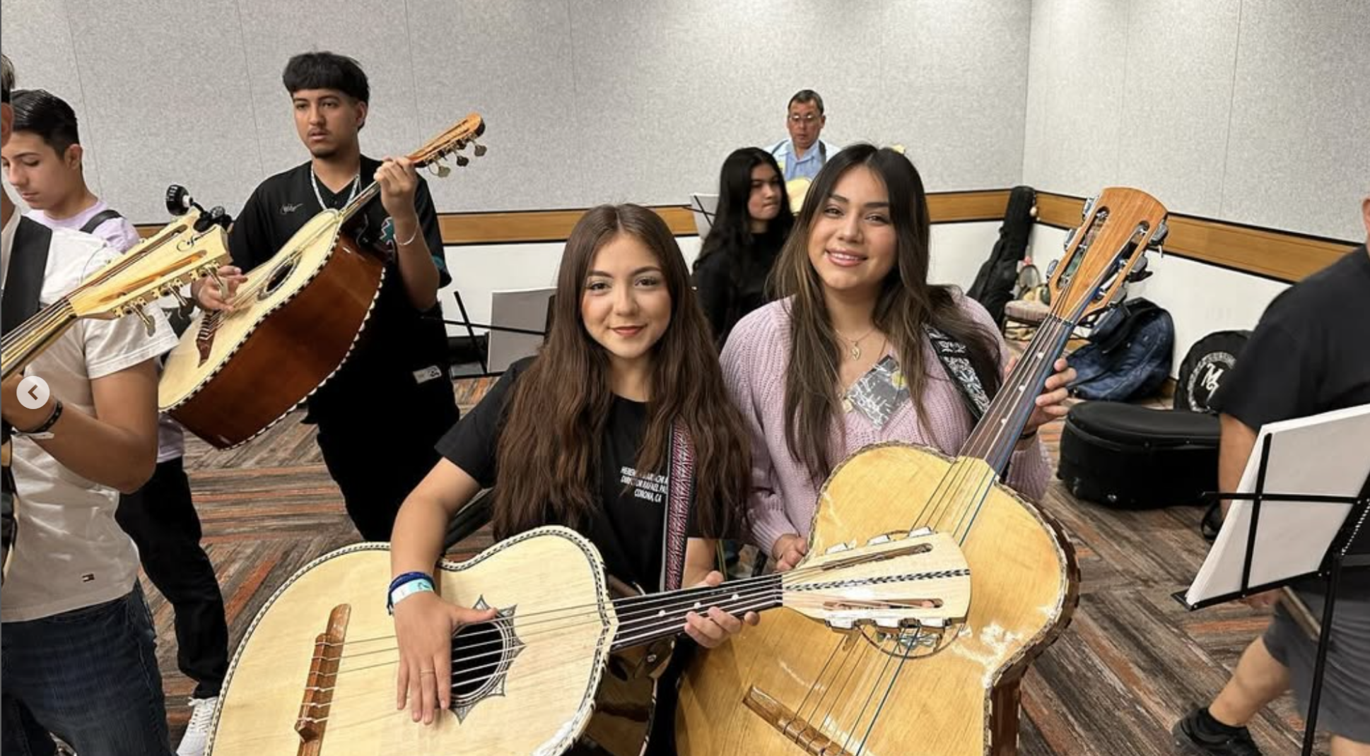 Herencia Mariachi 3.png