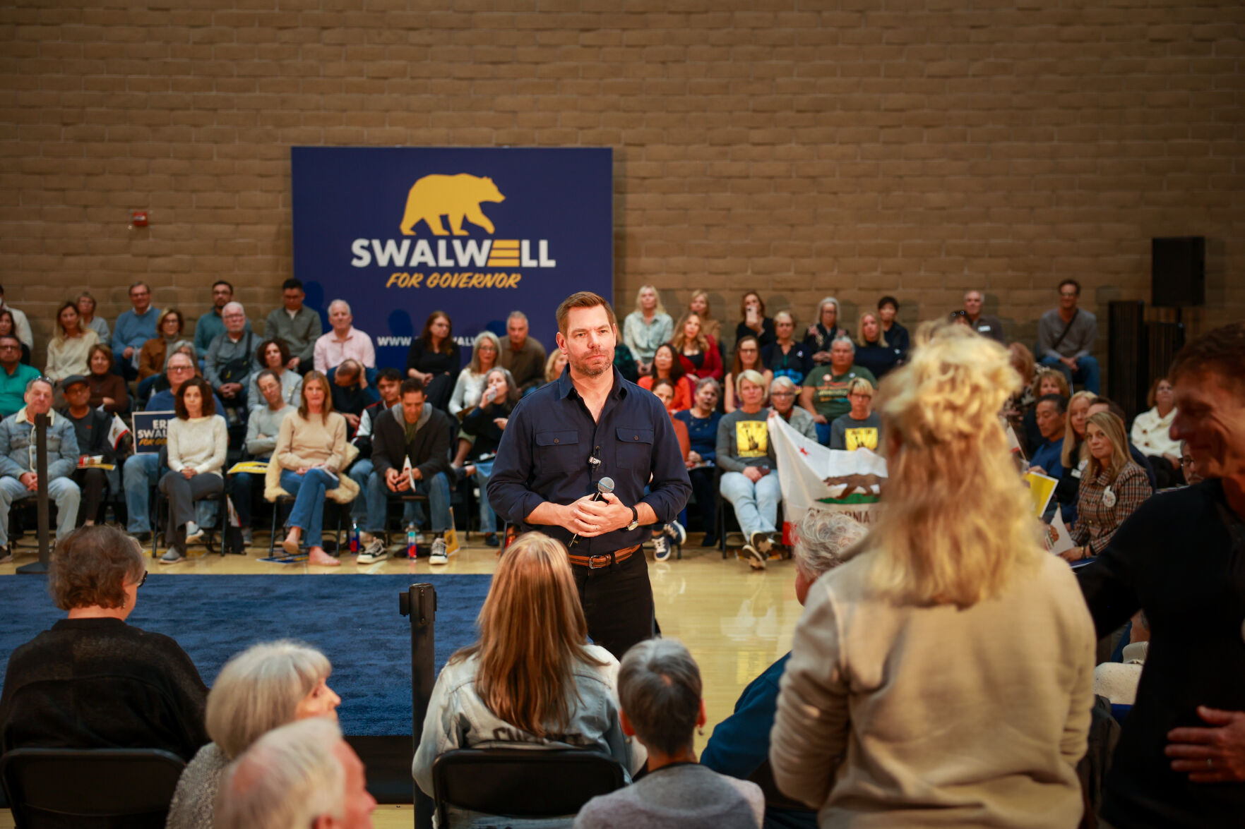 Powerful teacher’s union endorses Swalwell for governor