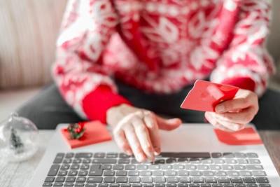 Watch Out for Fraud While Holiday Shopping