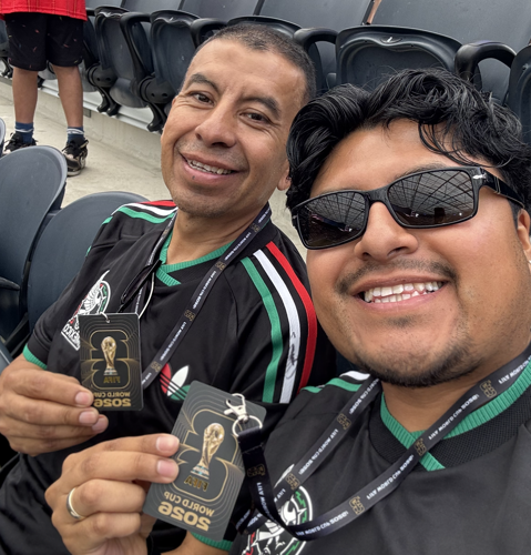 Gustavo and his father.png