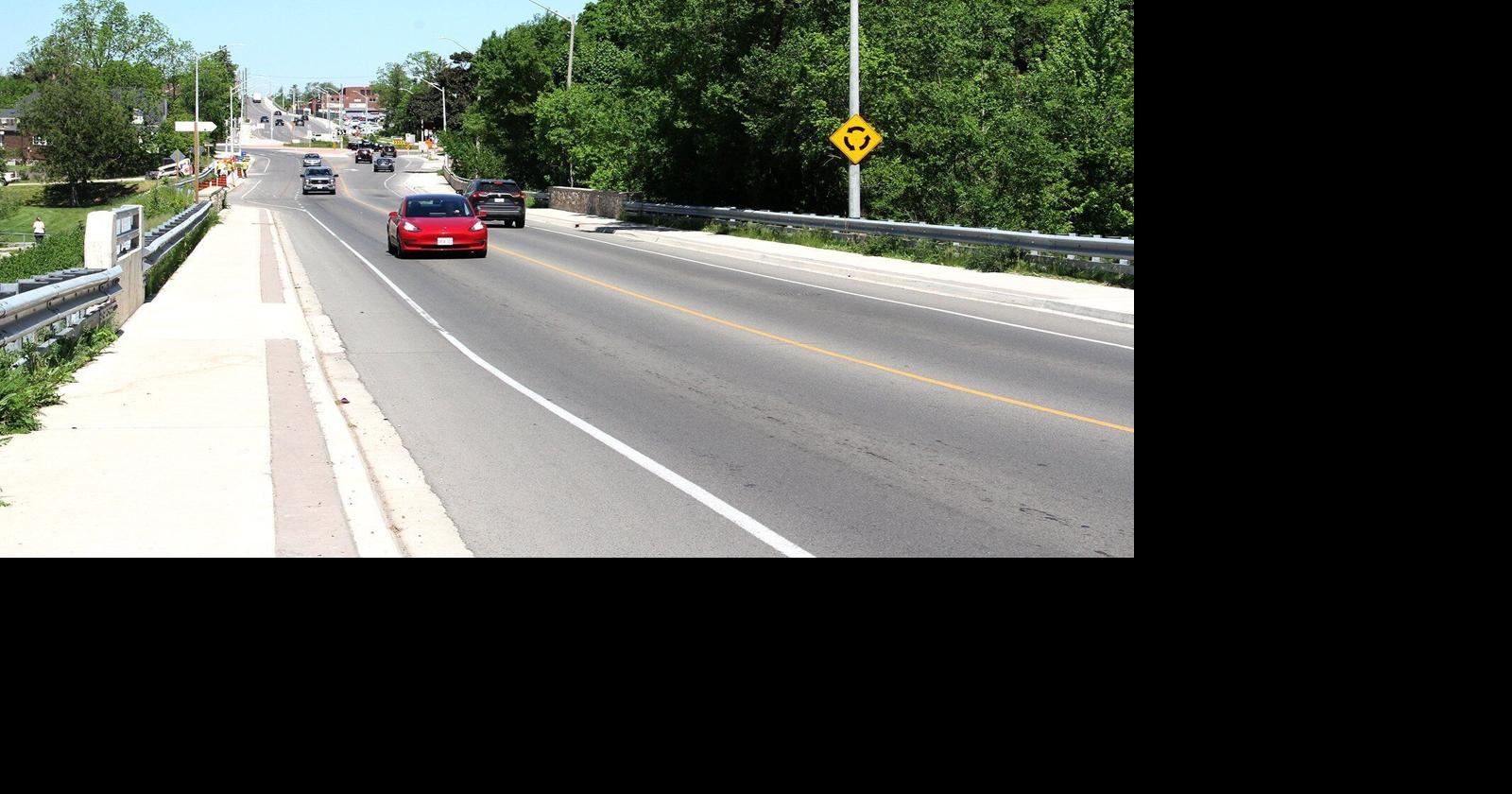 cambridge-mayor-concerned-with-dundas-street-paving-schedule