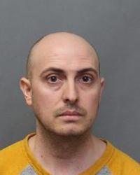 Toronto man charged with child-luring, attempting to make child porn