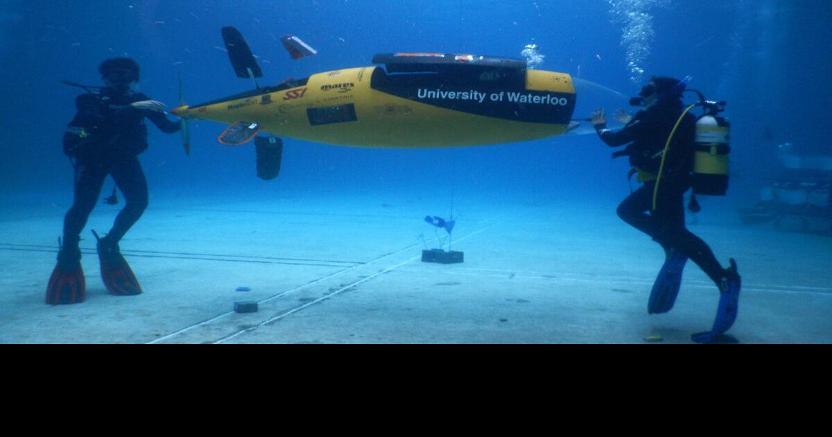UW team dives into submarine racing