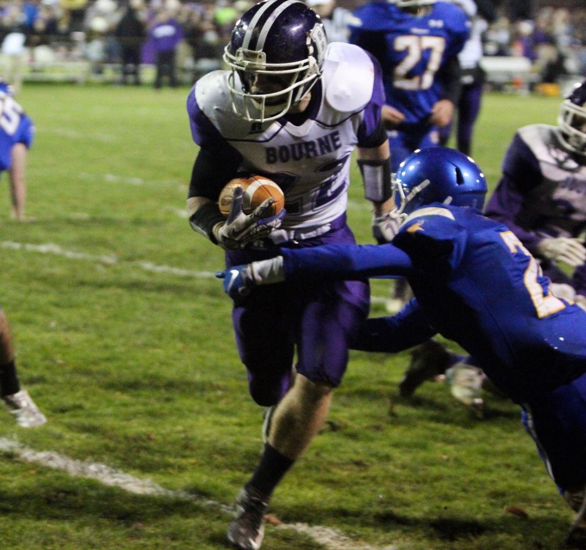 Bourne Football Savors New Winning Streak Bourne Sports
