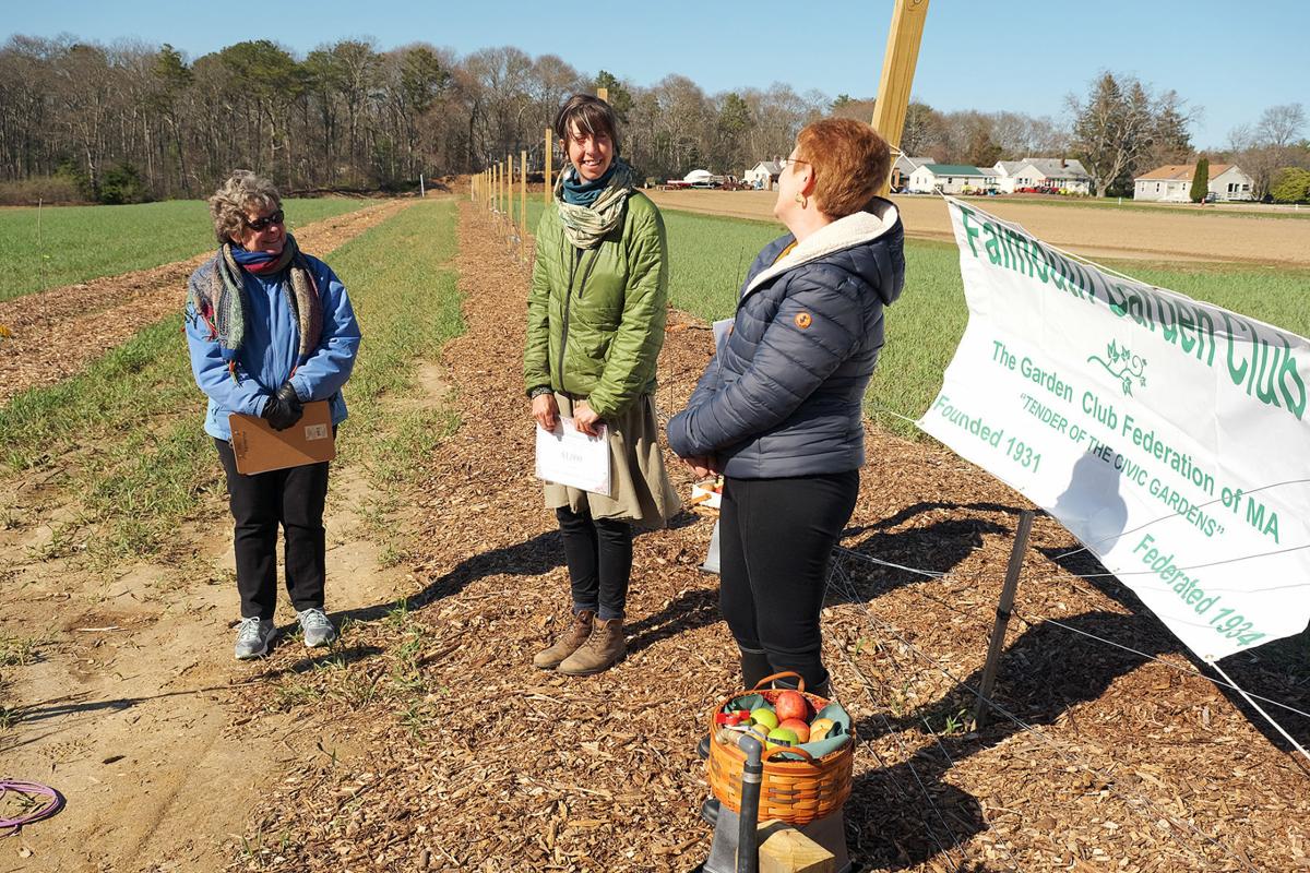 Garden Club Donates To Farming Falmouth