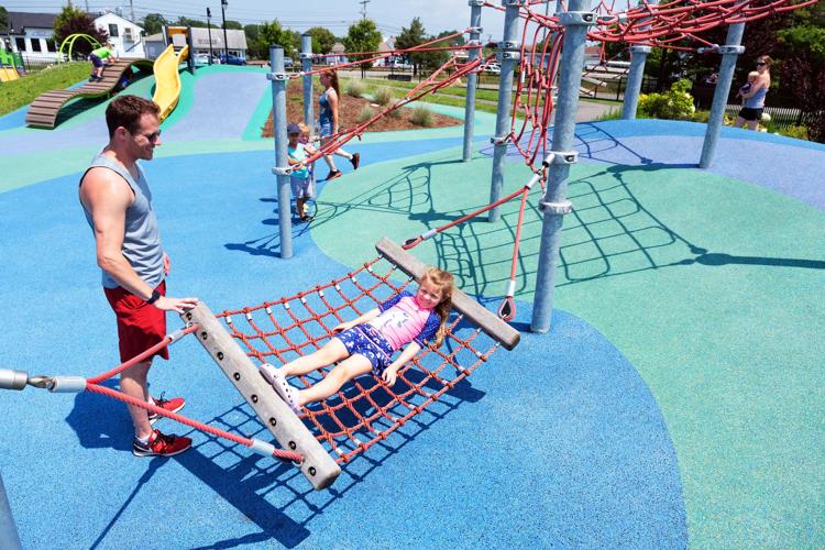 PHOTOS Warmer And Drier Days