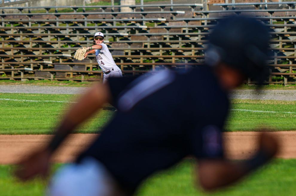 Slumping Dores Fall In Bourne