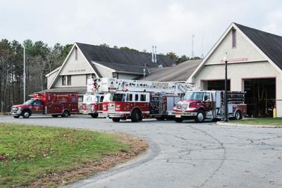 Mashpee Fire Responds To Two Car Accidents | Mashpee News 
