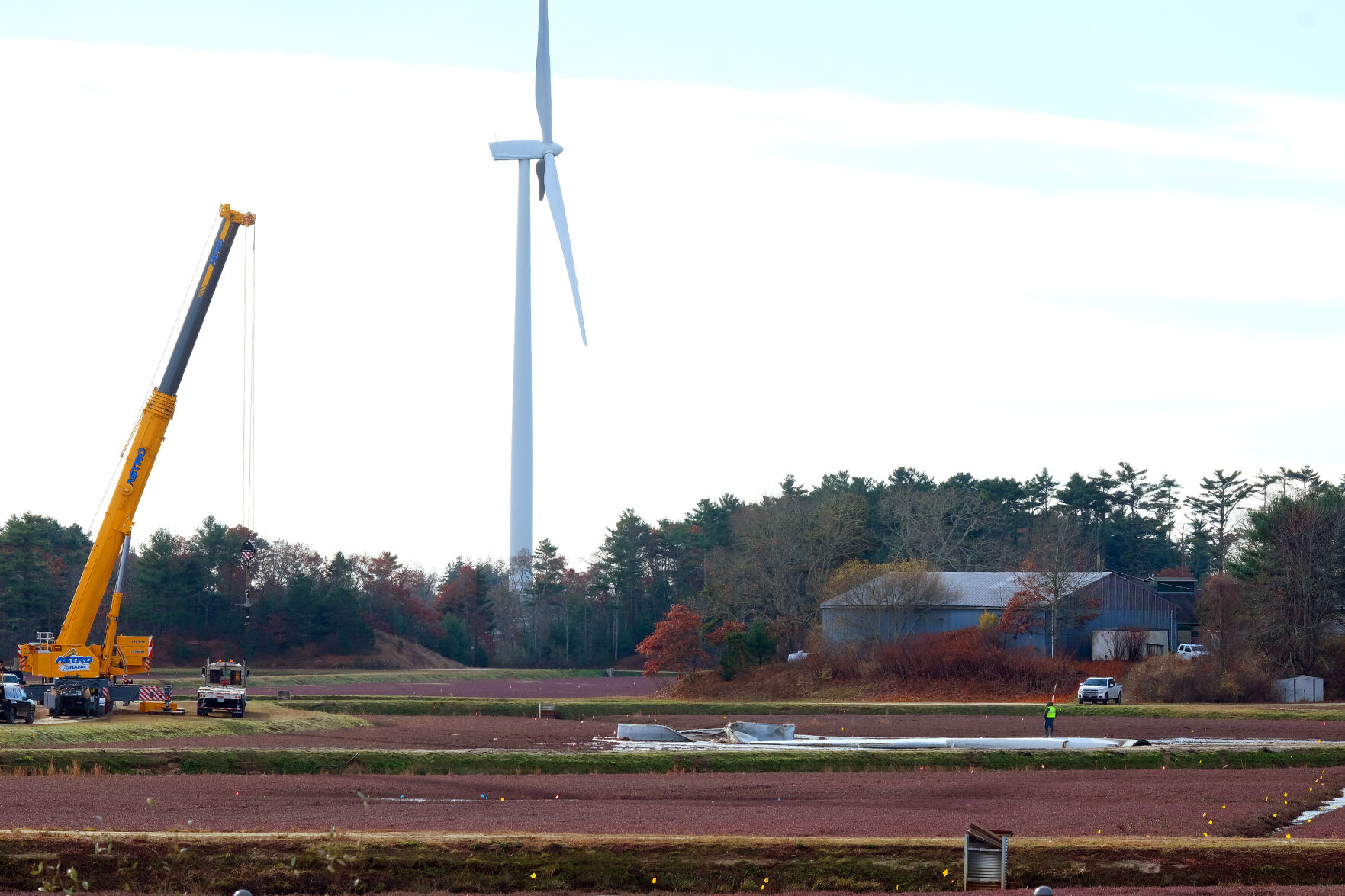 Wind Turbine Blade Manufacturer Has Troubled Equipment History