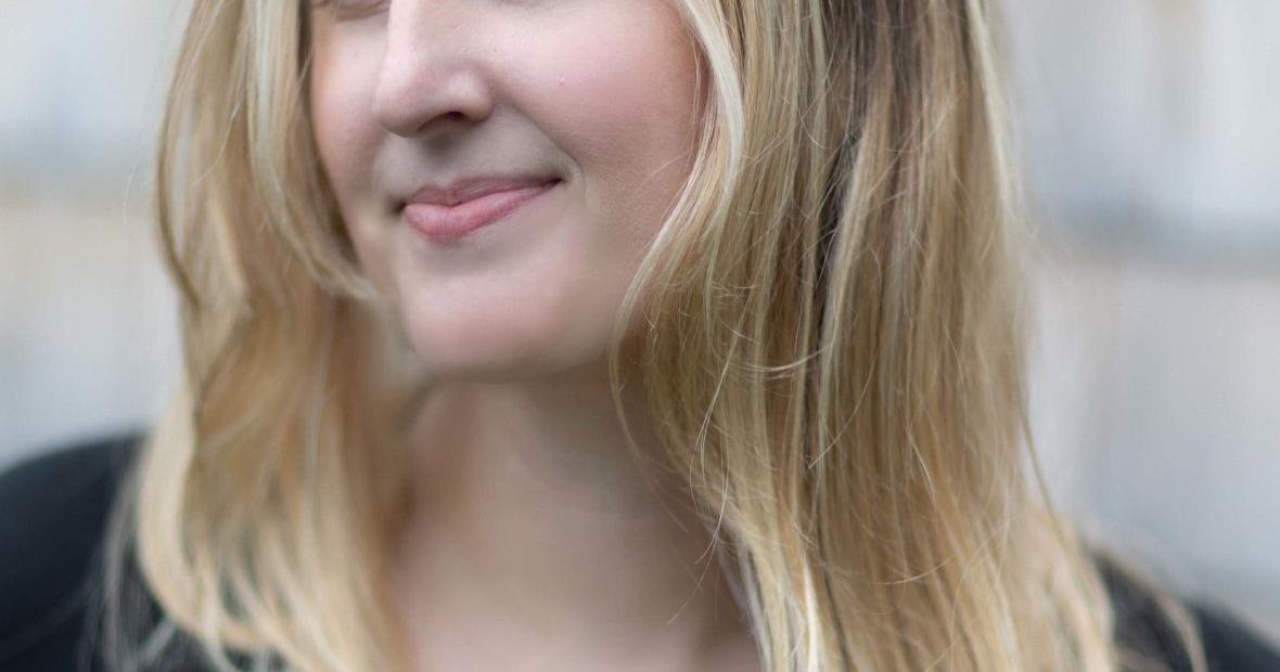 Beach Read Series Welcomes Author Emma Fedor - Vimarsana News