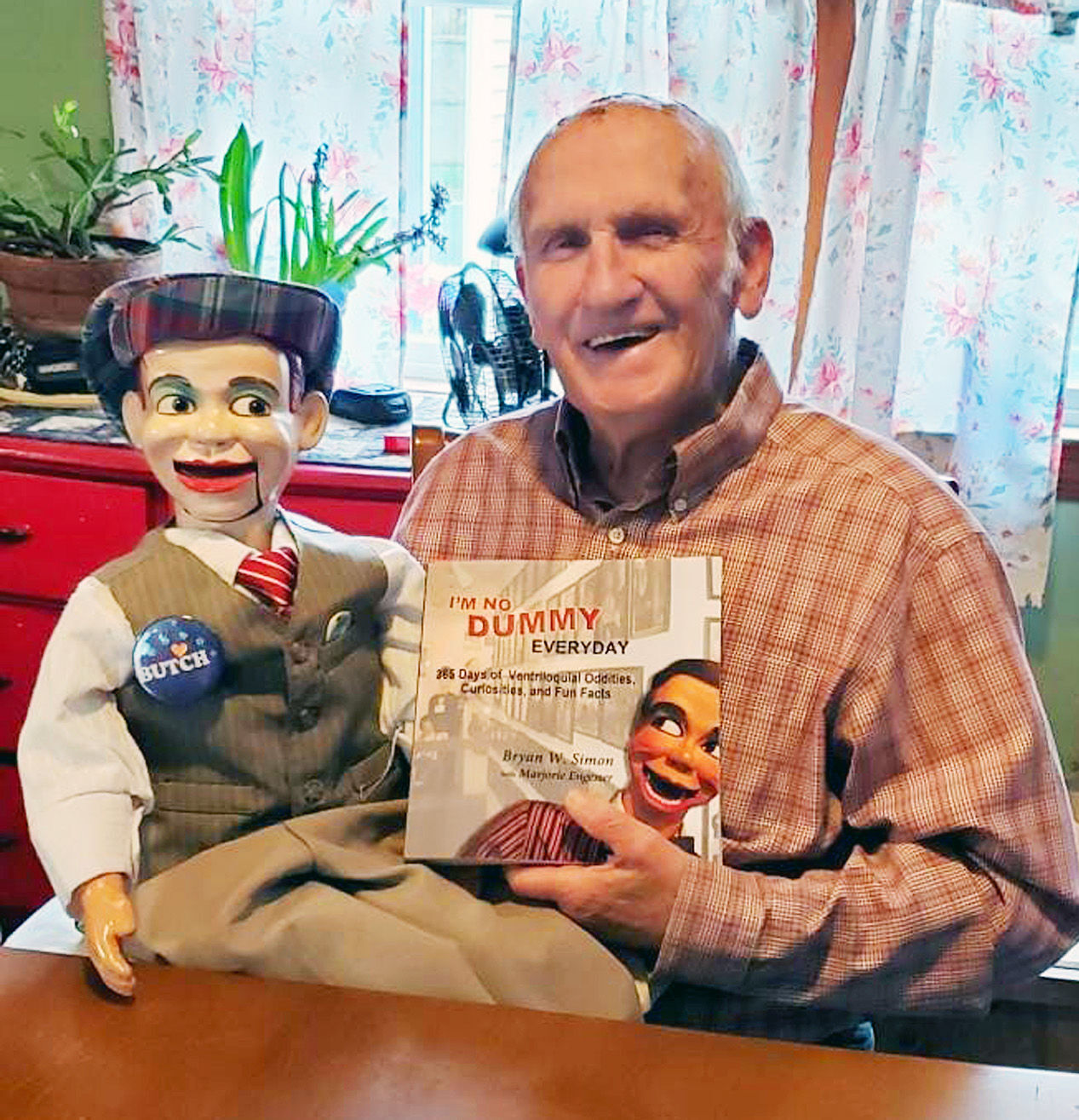 New Book On Ventriloquism Trivia Includes Cape Ventriloquist Harold Crocker - Vimarsana News