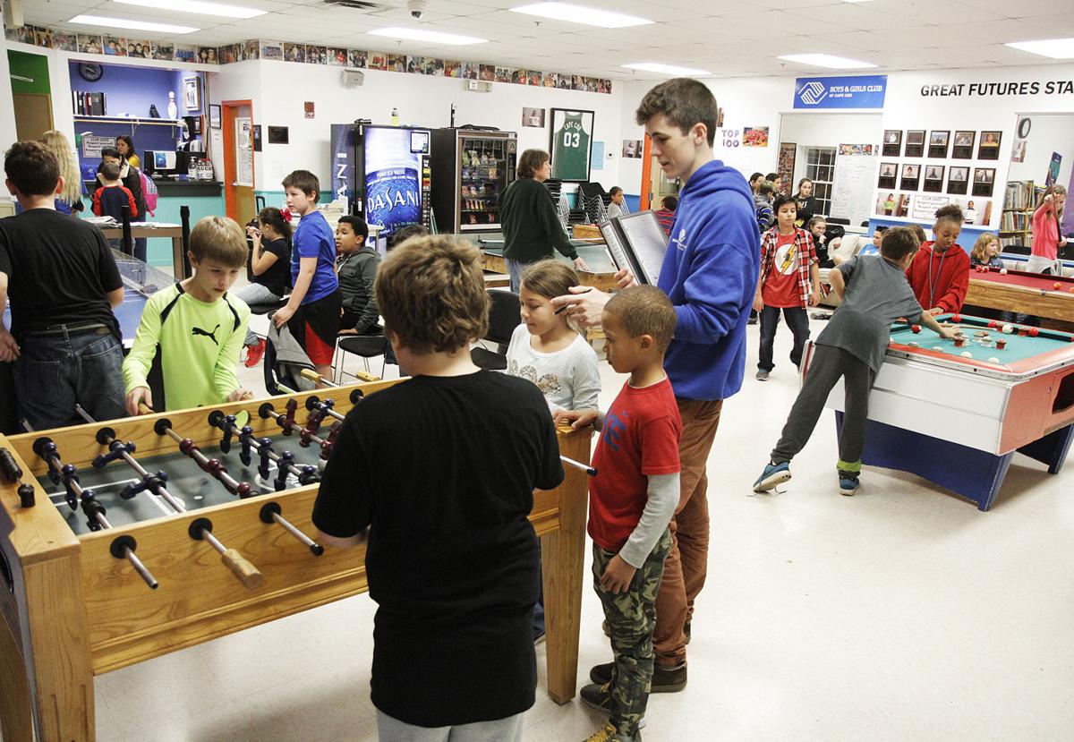 Club Weaves Learning And Fun Together Mashpee News Capenews Net