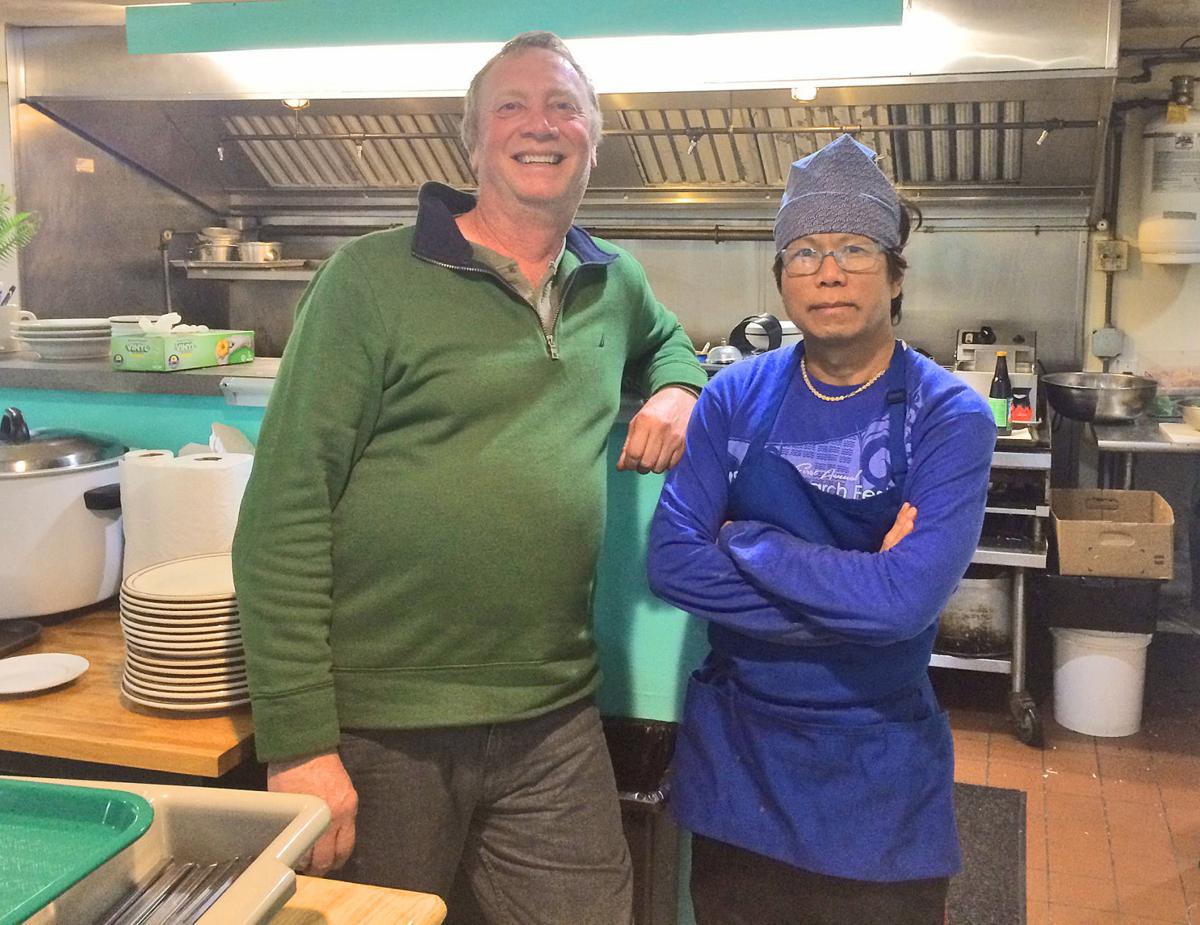 Tuk Tuk Thai Food Takes Over Hollyberry S Bourne News Capenews Net