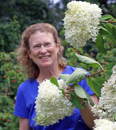 C L Fornari Gives Talk At Soares Flower Garden Nursery Arts