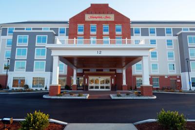 Hampton Inn Opens For Business In B Bay Five Story Hotel Will
