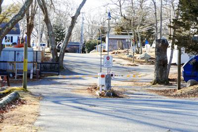 Sippewissett Campground Developers Hold Informal Discussion With Concerned Neighbors Falmouth News Capenews Net
