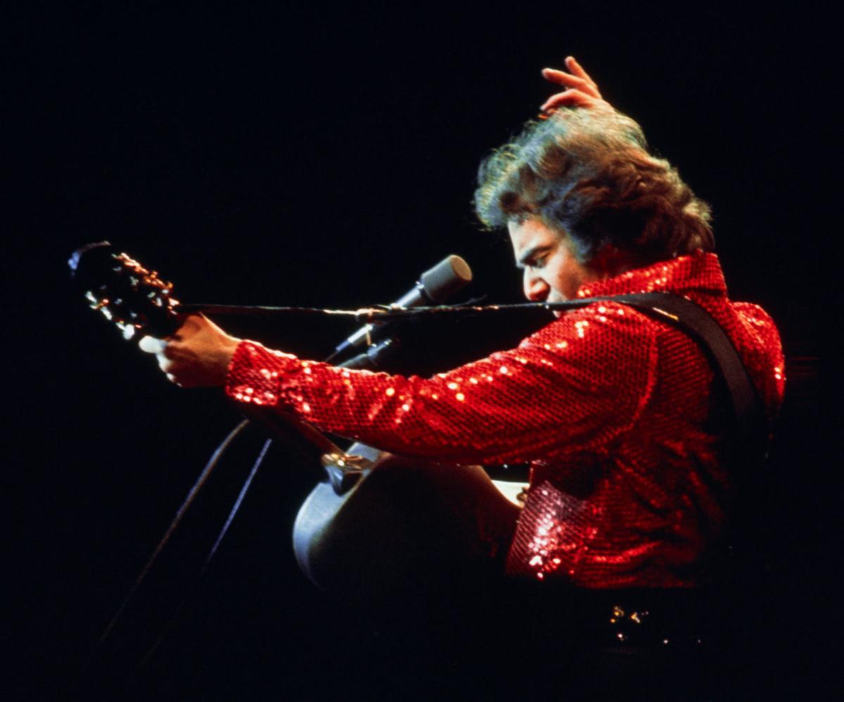 Neil Diamond still a Brooklyn cowboy