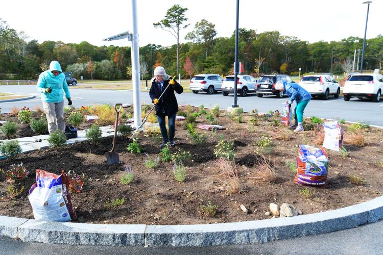 Sandwich Garden Transformation Unites Club, Town, Community