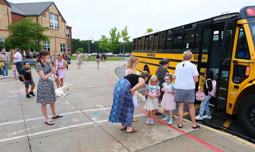 PHOTOS Forestdale School First Day Sandwich News