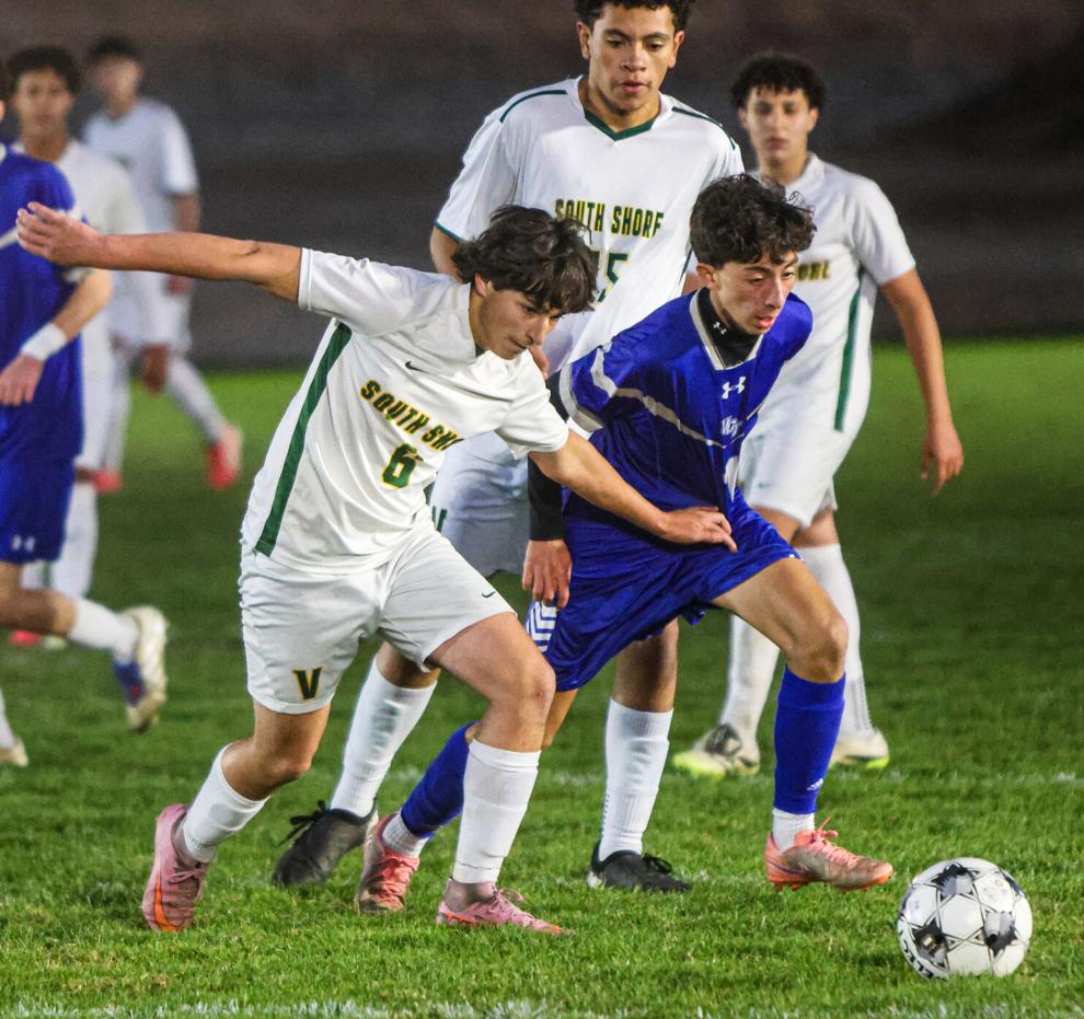 UCT Roundup: Boys Light It Up